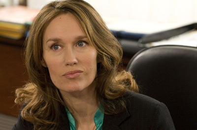 photo de Marianne Basler dans le tournage A tort ou &agrave; raison
