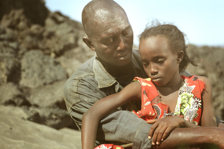 Extrait du film de Marion Hänsel : Si le vent soulève les sables